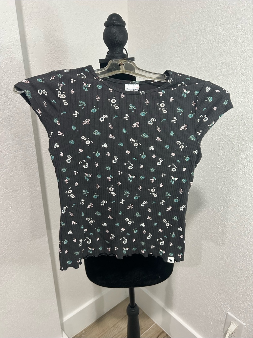 abercrombie kids Black Ribbed Floral Tee